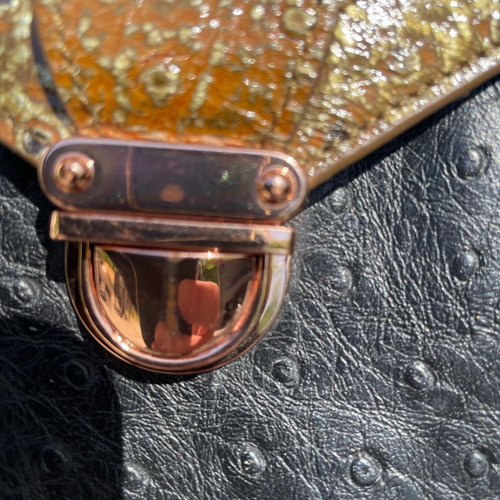 Vintage Alligator Embossed Black and Brown Women's Kelly style HandBag - Picture 7 of 13